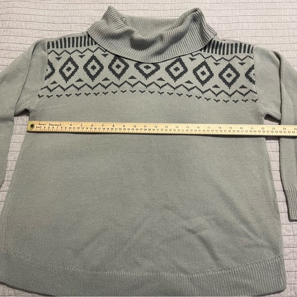 Lane Bryant Classic Long Sleeve Cowl Neck Fair Isle Pullover Size 14/16 - Picture 3 of 8